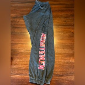 University of Massachusetts UMASS sweatpants (M)